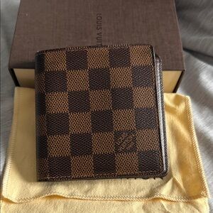 Louis Vuitton Damier Ebene 6 Card wallet